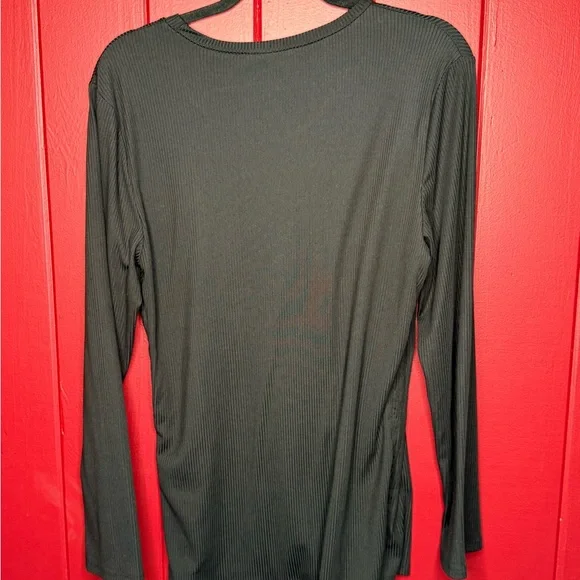 Black Ribbed Long Sleeve Top - 3X - Picture 4 of 4